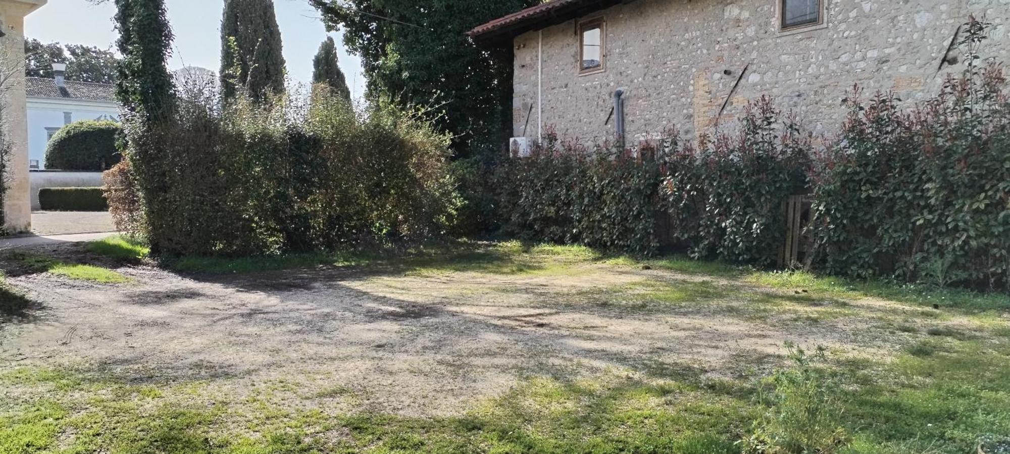 Stasion Di Pueste Nogaredo Dış mekan fotoğraf